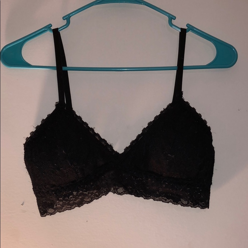 black bralette